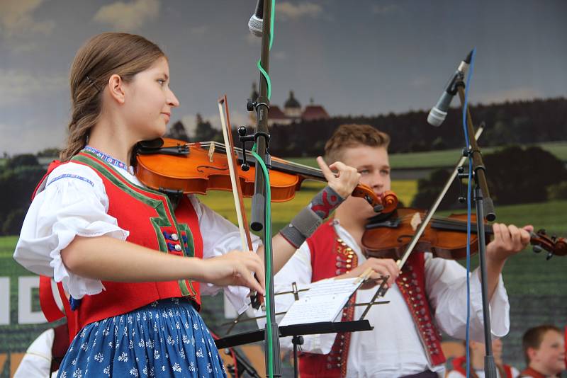 Festival Lidový rok ve Velké Bystřici.