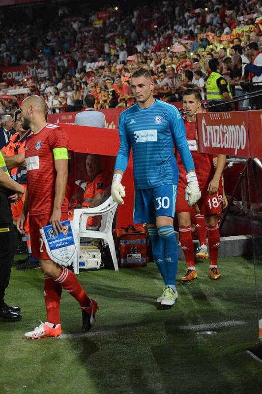 Sevilla FC - Sigma Olomouc (v červeném)