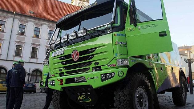 VIDEO: Od radnice vyrazil kamion na Rally Dakar - Olomoucký deník