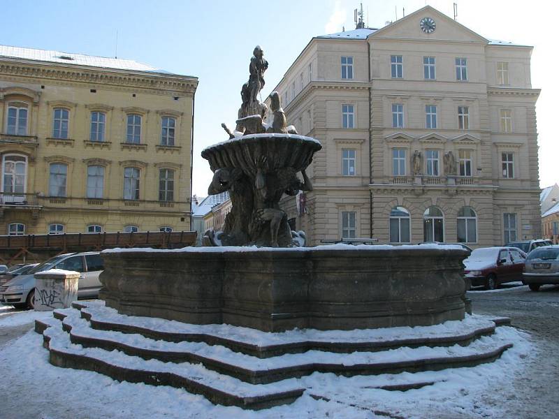 Kašna Tritonů na náměstí Republiky v Olomouci