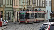 Tramvaj v ulici 8. května v Olomouci