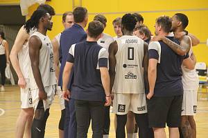 Basketbal: Předkolo play-off: Olomoucko - USK Praha (12.4.2024)