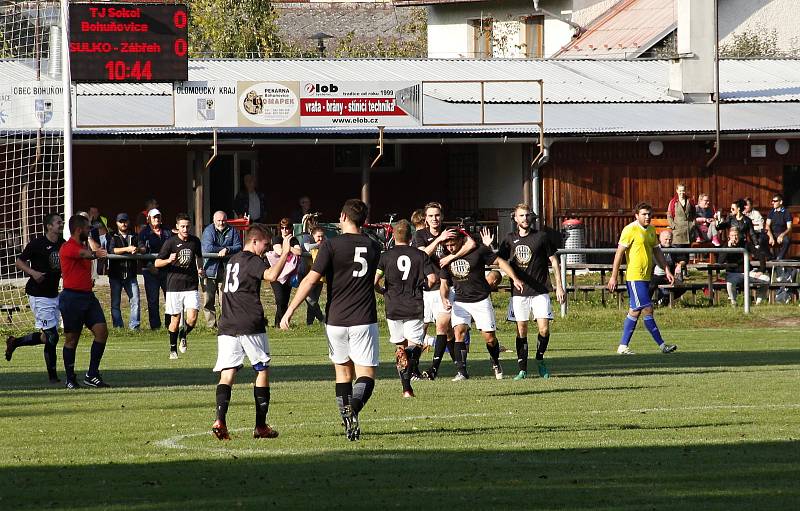 Fotbalisté Zábřehu (v černém) zvítězili v Bohuňovicích 4:3.