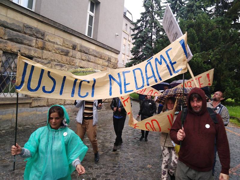 Demonstrace za nezávislost justice v Olomouci, 28.5.2019