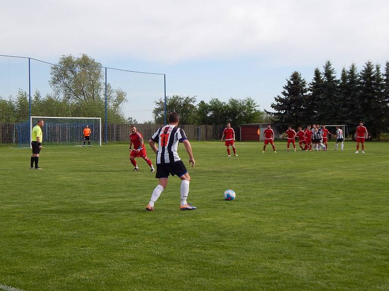 SK Červenka - FC Sigma Hodolany