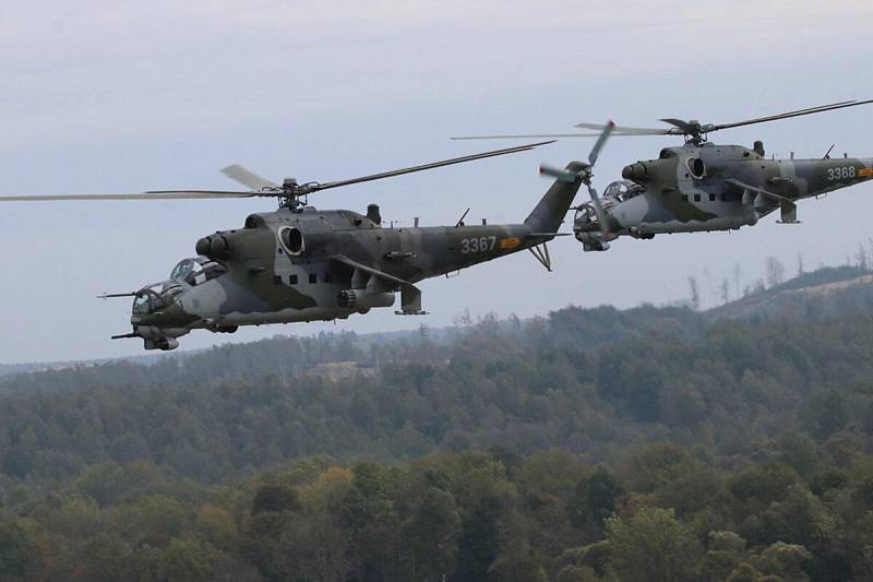 Czech Lion 2019 na Libavé: bitevní vrtulníky Mi-24 v akci