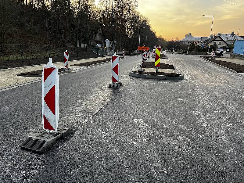 Na stavbě mostu u koupaliště ve Šternberku je hotovo. 4. prosince 2022