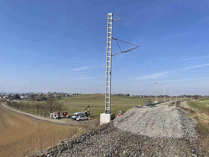 Železniční trať č. 290 v úseku Šternberk–Uničov prochází zásadní přestavbou, Mladějovice, 1. dubna 2021