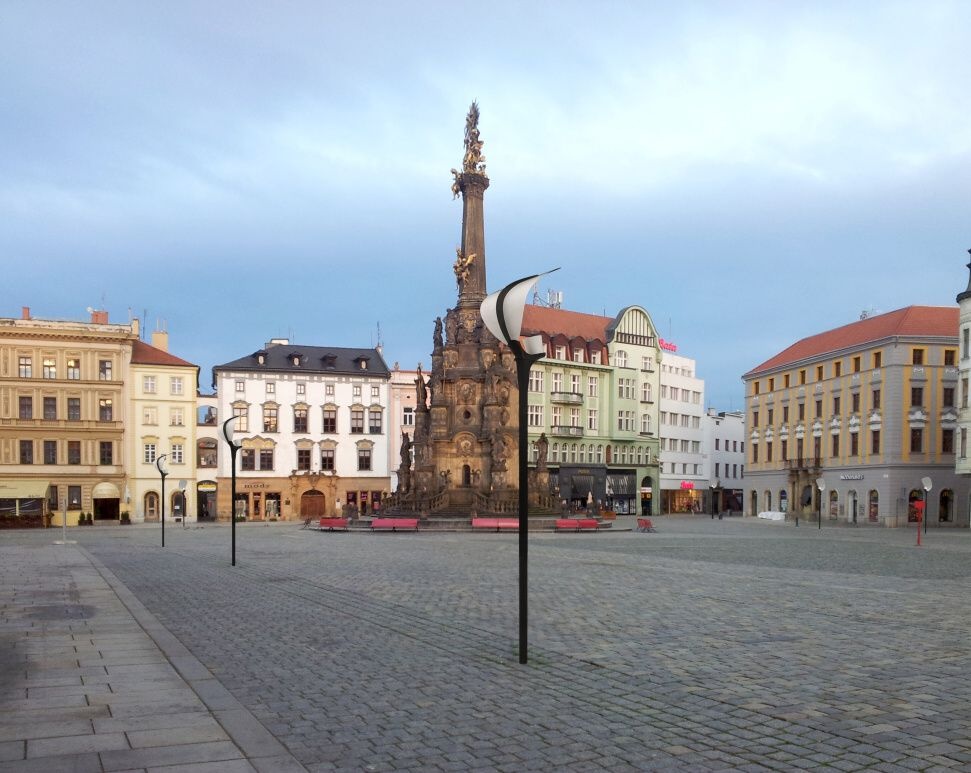 Nové lampy pro Olomouc vyzkouší na náměstí. Světla má být dvakrát více -  Olomoucký deník