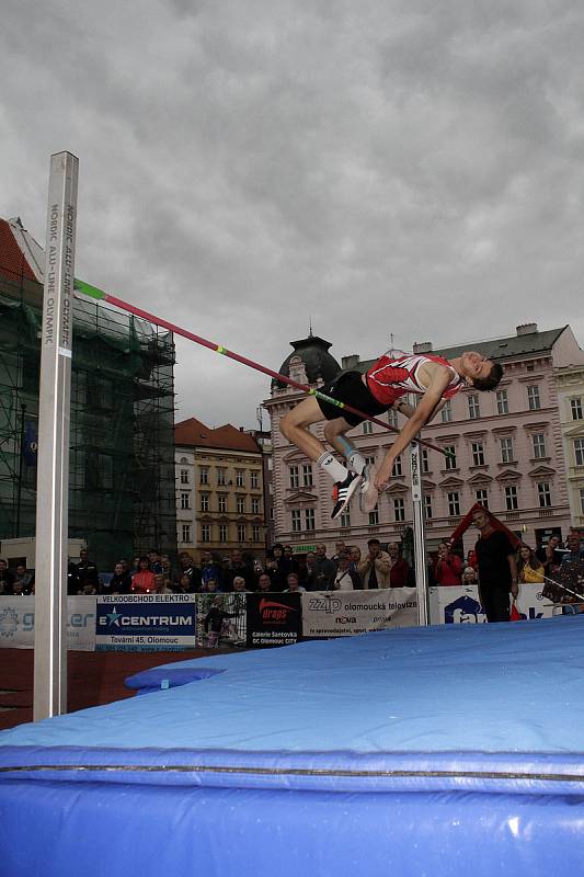 V Olomouci na Horním náměstí proběhl 12. ročník Hanácké laťkyMartin Odstrčil