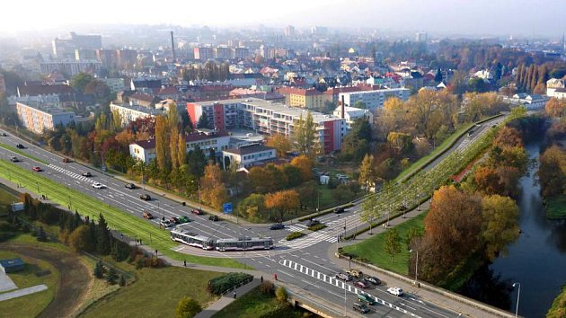 Napojení nové tramvajové trati mezi ulicemi Rokycanova a Velkomoravská