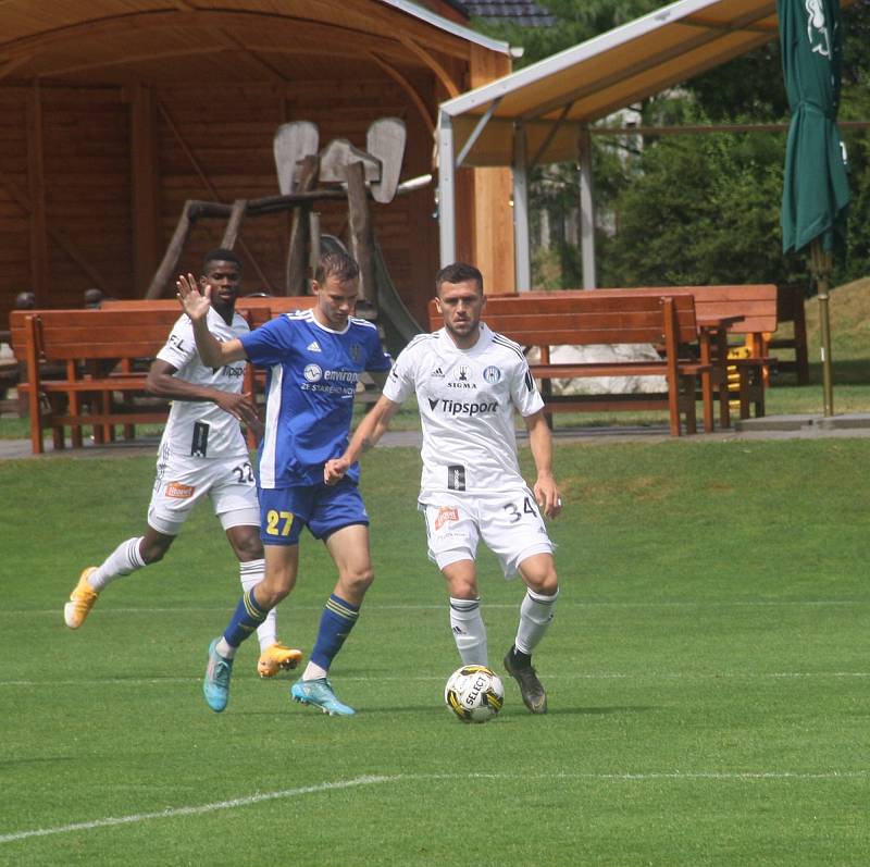 Fotografie z přípravného zápasu mezi celky SK Sigma Olomouc a FC Vysočina Jihlava