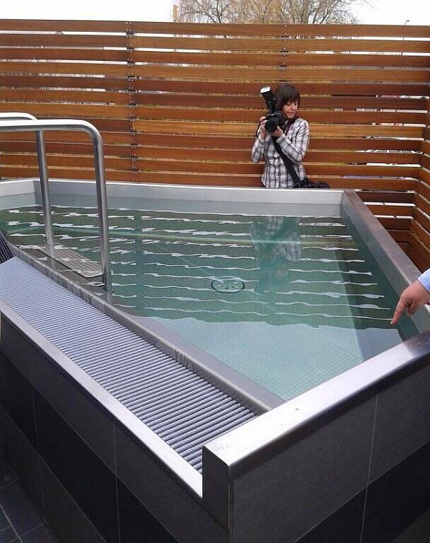 Olomoucký aquapark otevřel na terase ve druhém patře novou saunu, která rozšiřuje dosavadní wellness zónu. Investice přišla na 5,3 milionu korun