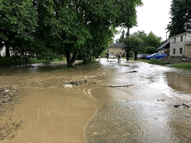 Zaplavená Cholina po bouřce, 1. 7. 2019