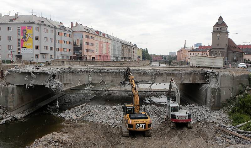 Demolice mostu v ulici Komenského v Olomouci - 20. července 2018