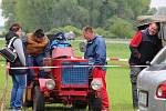 Jezdců se na startovní listině soutěže Traktor cup sešlo sedm. Už tradiční akce je součástí místních hodů.