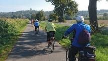 Deset královéhradeckých cyklistů v Olomouci a okolí.