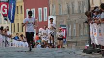 Součástí Olomouckého půlmaratonu je i Rodinný běh. V 17 hodiny se na něj vydaly stovky účastníků.