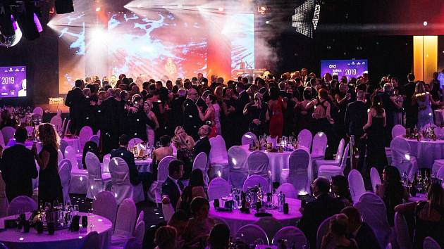 Business ples přilákal přes 800 hostů. Užili si celebrity i prezidenta -  Olomoucký deník