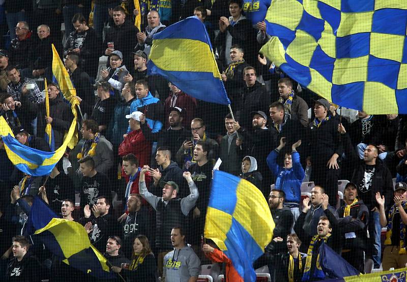 Zlínští fanoušci na zápase Evropské ligy Zlín vs. Kodaň na Andrově stadionu v Olomouci
