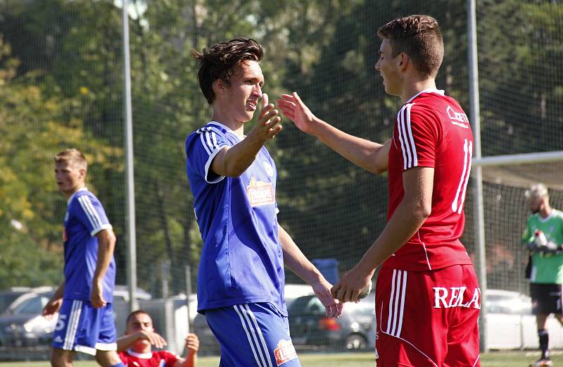 Sigma (v modrém) deklasovala Baník 6:0.