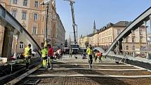 Betonování mostu v Masarykově třídě v Olomouci, 24. února 2021