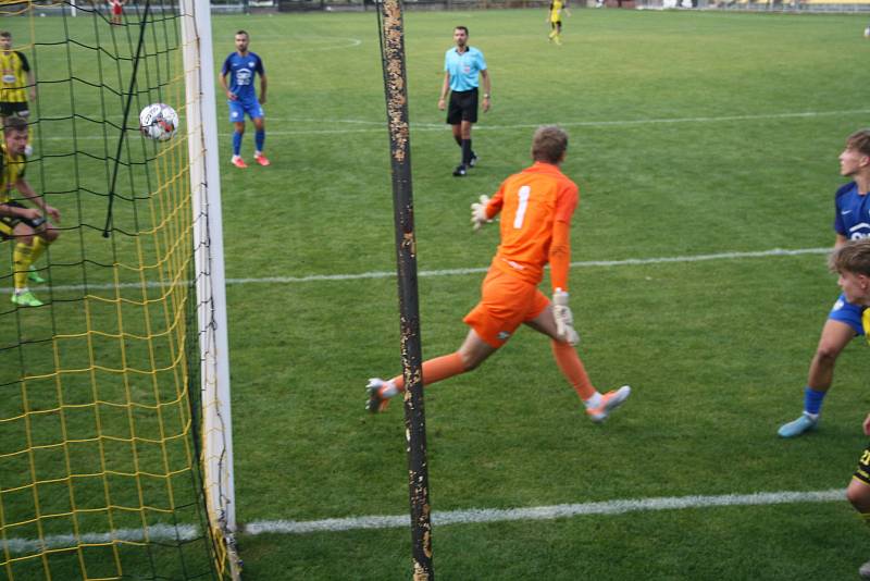 Fotografie ze zápasu 5. kola divize E mezi celky FK Nové Sady a FK Kozlovice