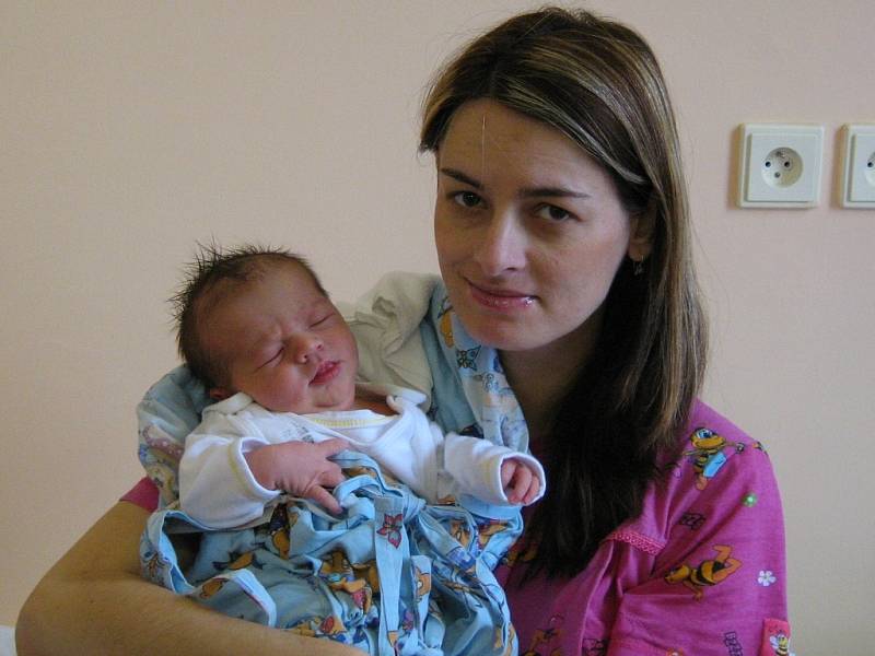 Josef  Dostál, narozen 11.1.2008 v Olomouci, váha 3620 g, míra 52 cm, Rataje