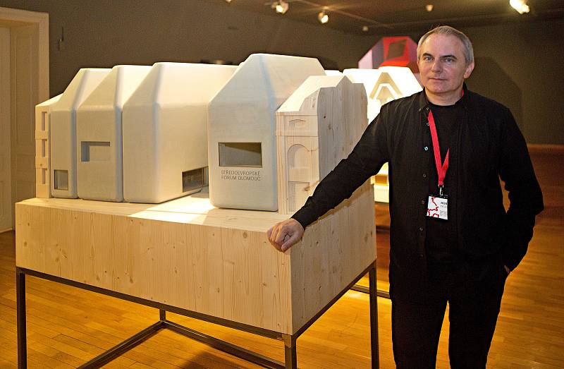 Architekt Jan Šépka. Prezentace modelu nové budovy SEFO v Olomouci v září 2018