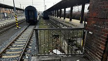 Tělo mladíka měli najít na rampě u odstavné koleje poblíž 1. nástupiště olomouckého hlavního nádraží. 8. ledna 2024