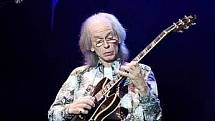 Yes v Olomouci - Steve Howe