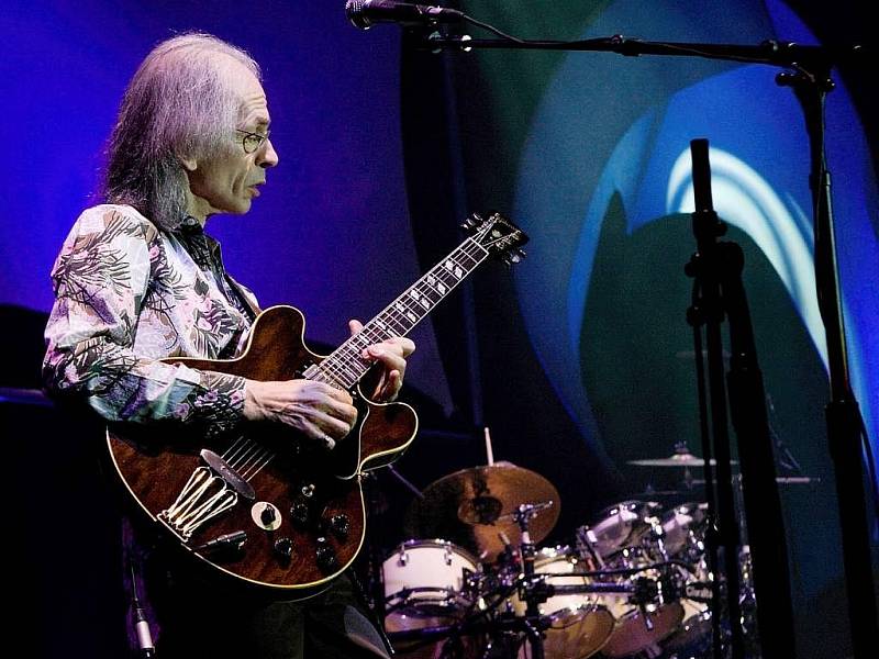 Yes v Olomouci - Steve Howe