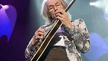 Yes v Olomouci - Steve Howe