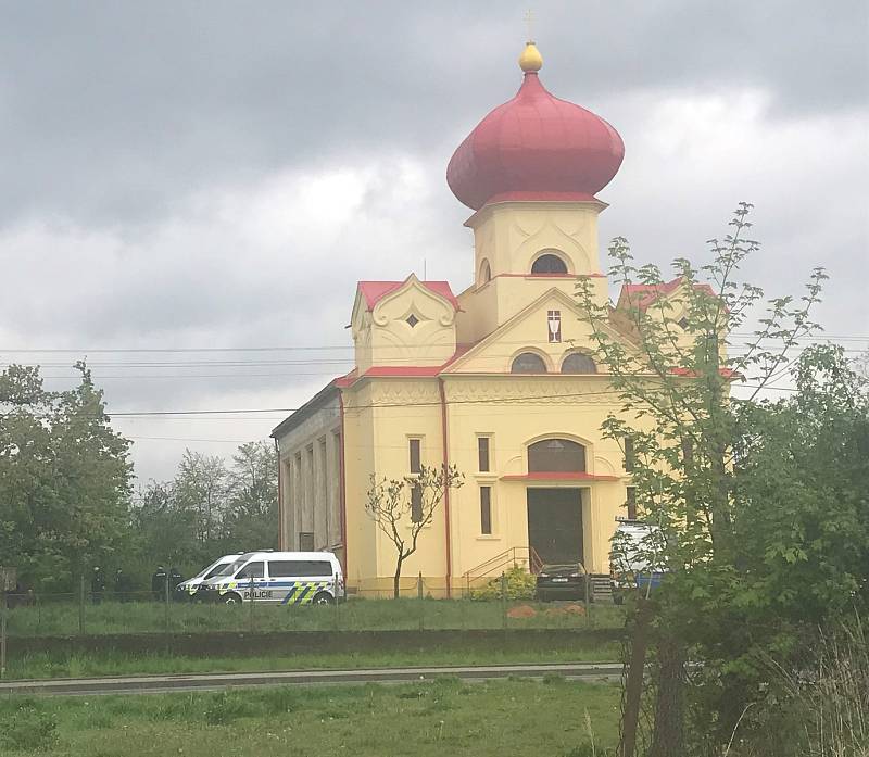 Na faře v Chudobíně došlo k vraždě mladého muže.