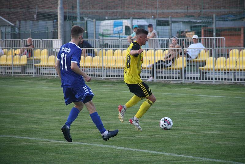 Fotografie ze zápasu 1. kola divize E mezi celky FK Nové Sady a FC TVD Slavičín