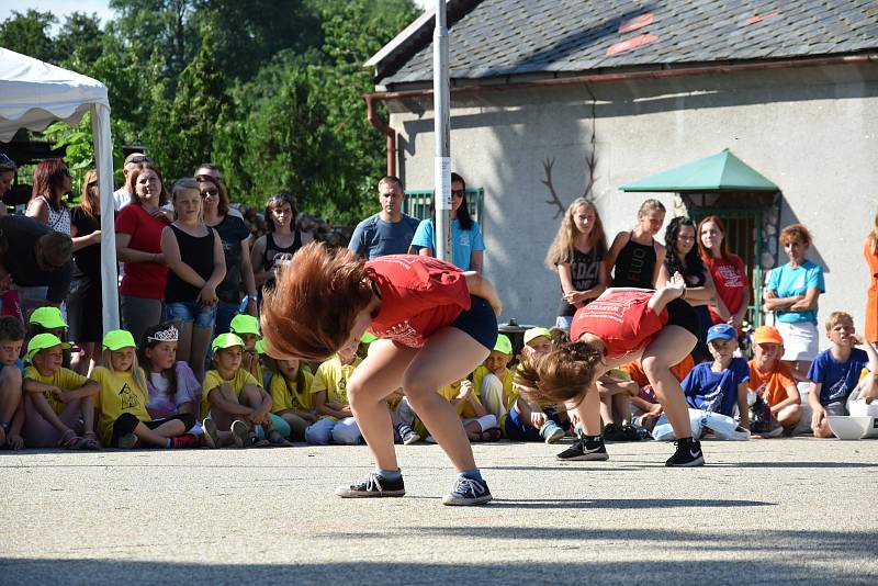 Zakončení školního roku na ZŠ v Senici na Hané, 21. 6. 2019