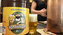 Návrat do starých časů nabídl pivovar Jadrníček z Náměště na Hané. S osmičkou pivem, Kombajnistou, sklízí v horkých letních dnech obrovský úspěch