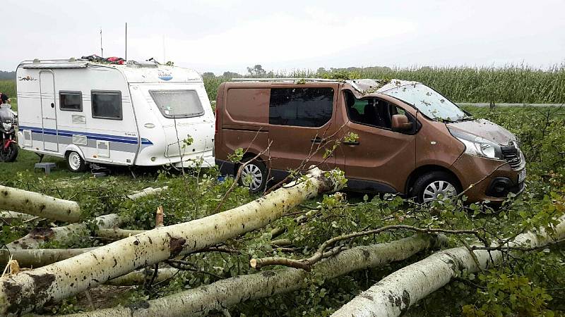 Škody napáchané silnou bouřkou na střední Moravě, 5.-6. 9. 2020