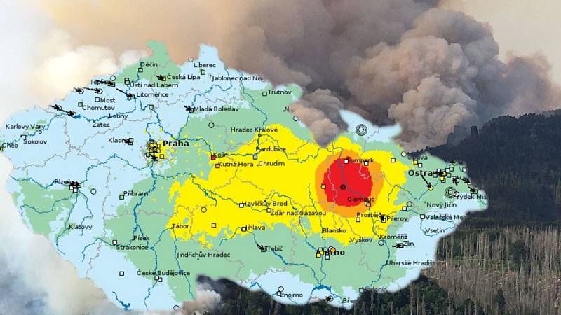 Zplodiny z velkého požáru u Hřenska na severu Čech byly cítit i na střední Moravě - mapa znečištění pevnými částicemi z 26. července 2022 10 hodin