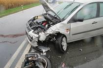 Čelní srážka dvou osobních aut v úterý v pět hodin blokovala cestu mezi Velkým Týncem a Krčmaní. K nehodě na silnici 55 došlo okolo třinácté hodiny.