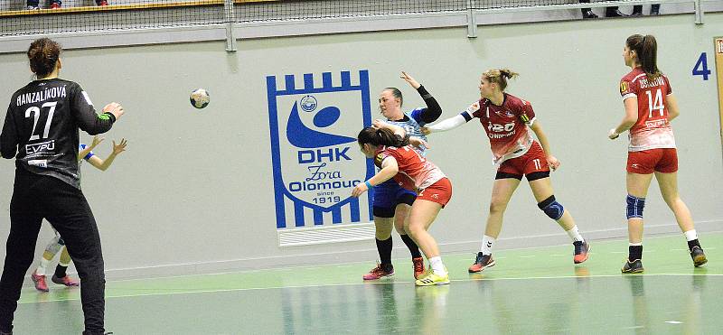 DHK ZORA Olomouc – HK AS Trenčín 27:23 (12:10)