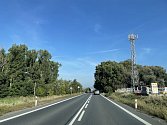 Ředitelství silnic a dálnic ČR připravuje stavbu meteostanice na I/46 u obce Bělkovice-Lašťany, poblíž čerpací stanice AXA OIL, 4. října 2021