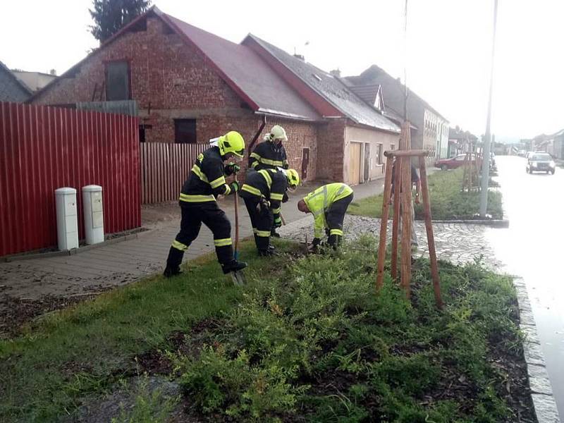 Následky bouřky v Lošticích, 1.7.2019