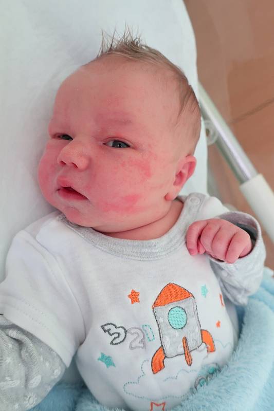 Adam Kluka, Klopotovice, narozen 18. dubna 2020 v Přerově, míra 48cm, váha 3514 g