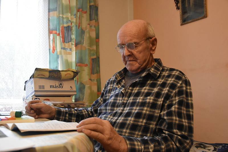 Karel Černý z Hlinska v 81 letech přežil těžký průběh koronaviru, 30. 12. 2020