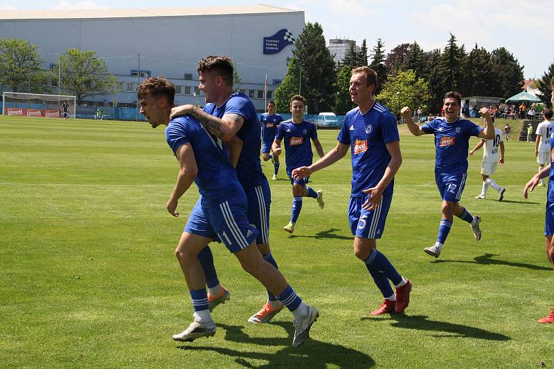 Fotografie ze zápasu 28. kola MSFL mezi celky SK Sigma Olomouc B a FC Fastav Zlín B (2:1)