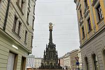 Barevné větrníky, které od července zdobily ulici 28. října v Olomouci, zmizely před začátkem vánočních trhů. 17. listopadu 2021