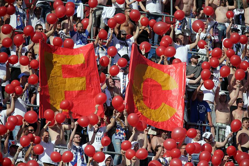 Skoro deset tisíc fanoušků sledovalo porážku Baníku v Olomouci.