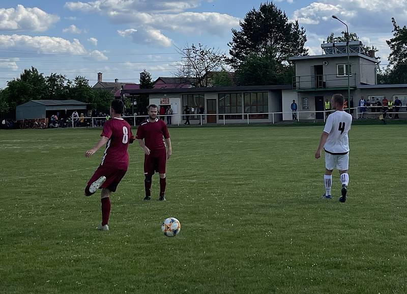 Okresní přebor: Sokol Střelice (v červeném) - FK Přáslavice