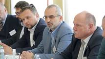 Debata Deníku s lídry politických stran v salonku Městského domu v Přerově